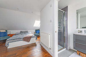 Photo 15- click for photo gallery